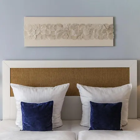 Mein Strandhaus - Hotel, Restaurant & Schwimmbad 4* טימנדורפר שטרנד