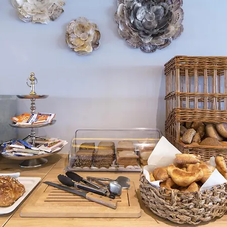 Mein Strandhaus - Hotel, Restaurant & Schwimmbad מלון טימנדורפר שטרנד