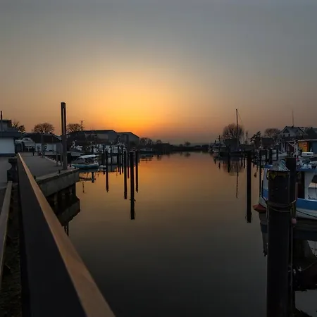 Mein Strandhaus - Hotel, Restaurant & Schwimmbad 4* 蒂门多弗施特兰德