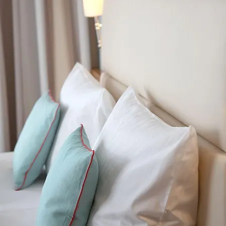 Mein Strandhaus - Hotel, Restaurant & Schwimmbad 酒店 4*