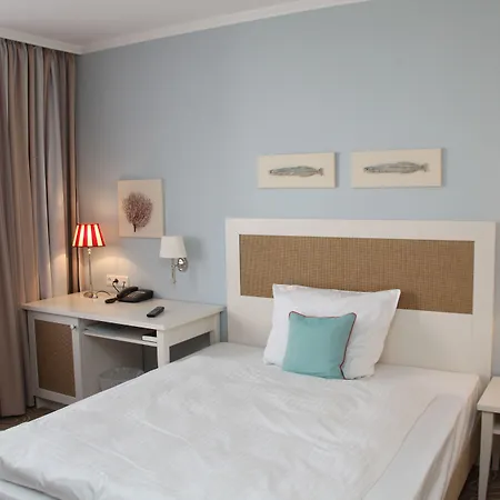 Mein Strandhaus - Hotel, Restaurant & Schwimmbad 4*