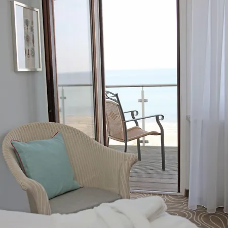 Mein Strandhaus - Hotel, Restaurant & Schwimmbad 4* 蒂门多弗施特兰德