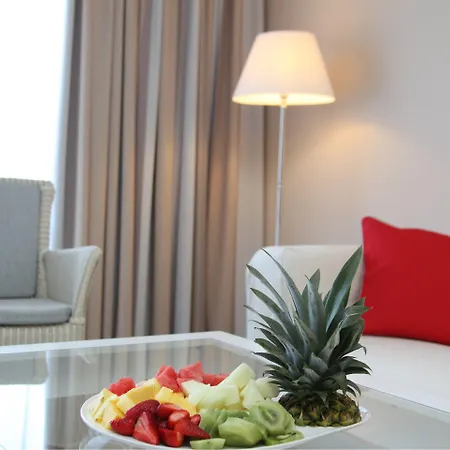 酒店 Mein Strandhaus - Hotel, Restaurant & Schwimmbad 蒂门多弗施特兰德