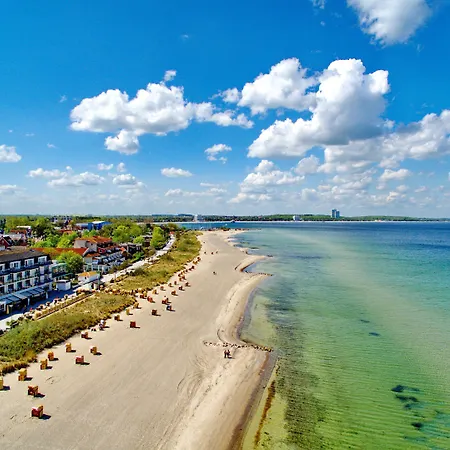 Mein Strandhaus - Hotel, Restaurant & Schwimmbad מלון 4*