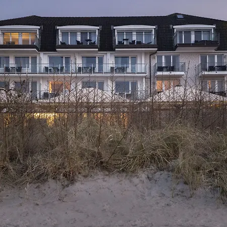 Mein Strandhaus - Hotel, Restaurant & Schwimmbad 蒂门多弗施特兰德