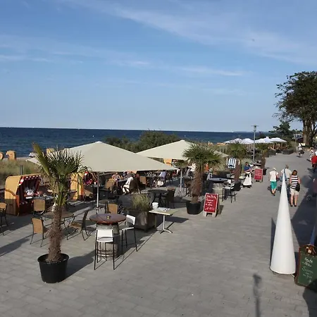 Mein Strandhaus - Hotel, Restaurant & Schwimmbad 4* טימנדורפר שטרנד