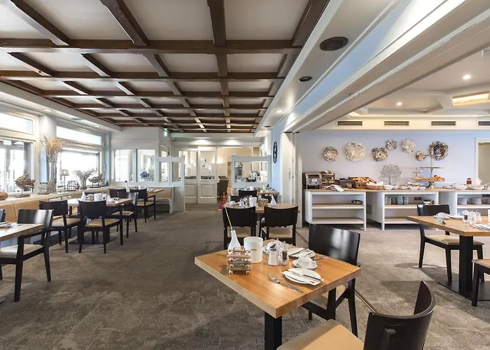 Mein Strandhaus - Hotel, Restaurant & Schwimmbad 4* Timmendorfer Strand